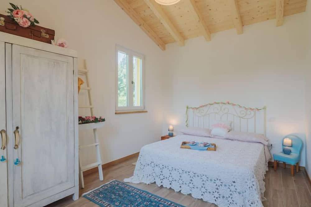 Casina del Sole in Lido di Camaiore, Camaiore