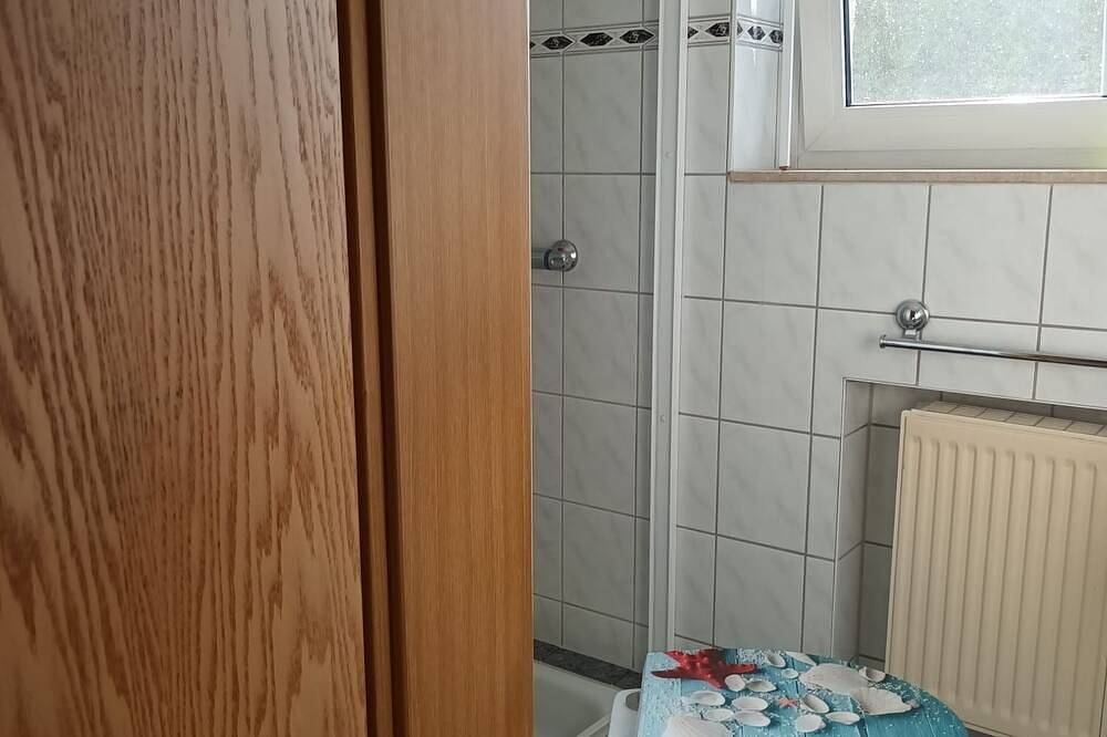 Ganze Wohnung, Ferienwohnung mit Seeblick in Fürstensee, Neustrelitz