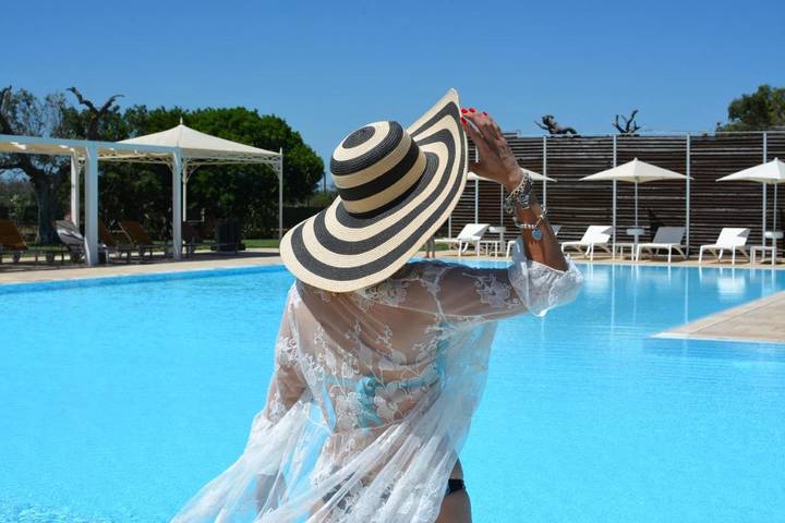 Appartamento per 2 persone, con piscina per bambini e piscina nonché idromassaggio e giardino in Leverano