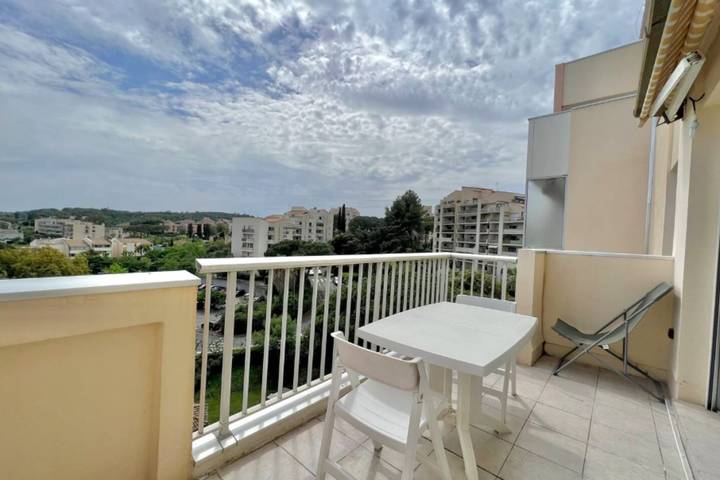 Gîte pour 4 personnes, avec balcon, adapté aux familles à Le Cannet - 2