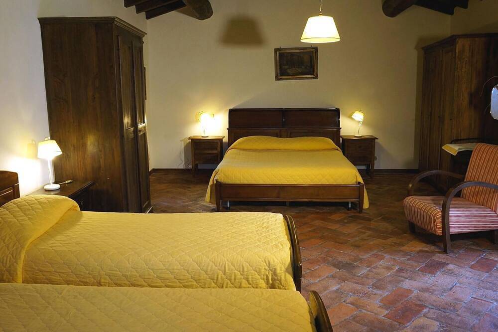 Geranei Haus mit Schwimmbad zwischen Florenz und in Pratovecchio, Pratovecchio Stia