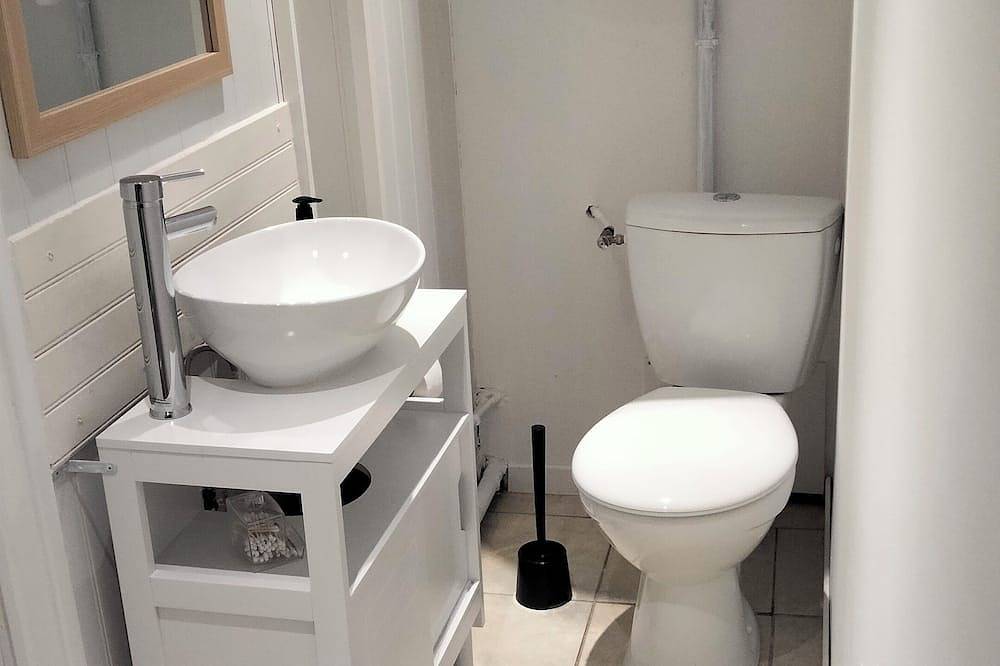 Entire apartment, Studio Rez-de-chaussée Avec Cours in Mers-les-Bains, Abbeville region