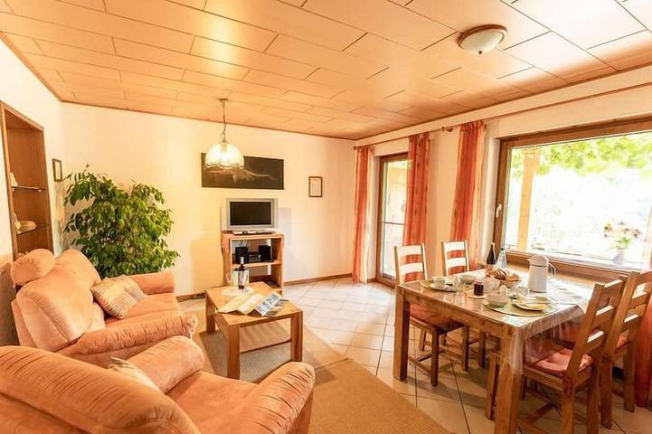 Ferienwohnung für 2 Personen, mit Garten - 1