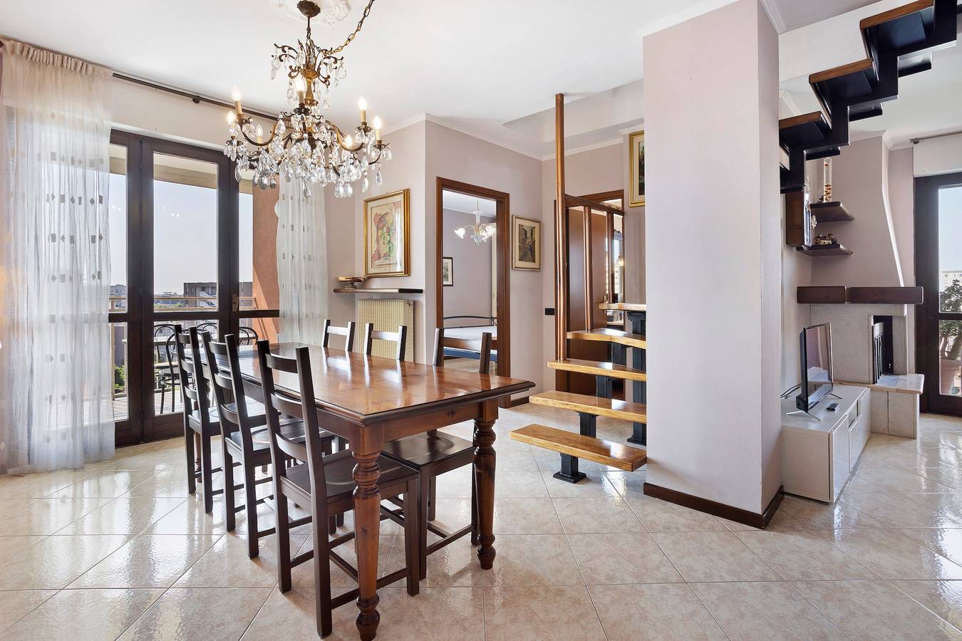 Entire apartment, Panoramic L&D – Apartment with Panoramic View of Milan in Milan, Milan Province
