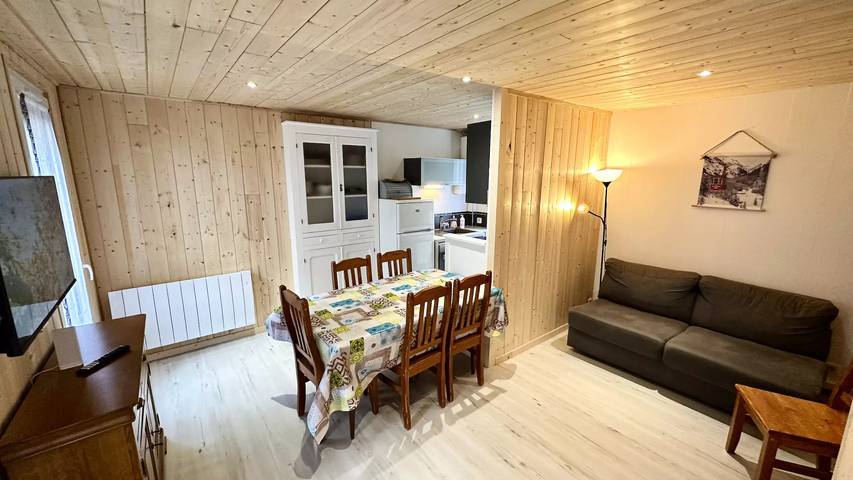 Villa pour 6 personnes, avec terrasse en Auvergne