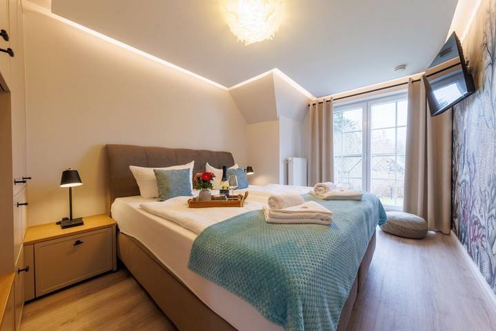 Ferienhaus für 7 Personen, mit Garten und Seeblick sowie Sauna in Zingst - 2