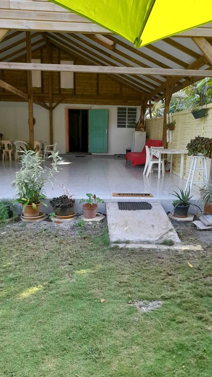 Location de vacances pour 3 personnes, avec jardin à Petit-Bourg - 4