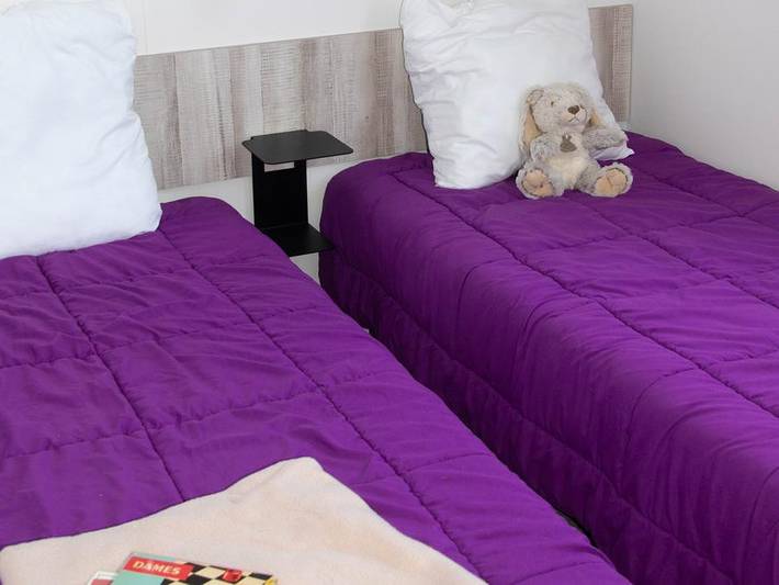 Camping Le Saint Laurent - Mobilheim 6 personen - Confort - 32m² - 3 Zimmer in Golf Saint-Laurent, Ploemel