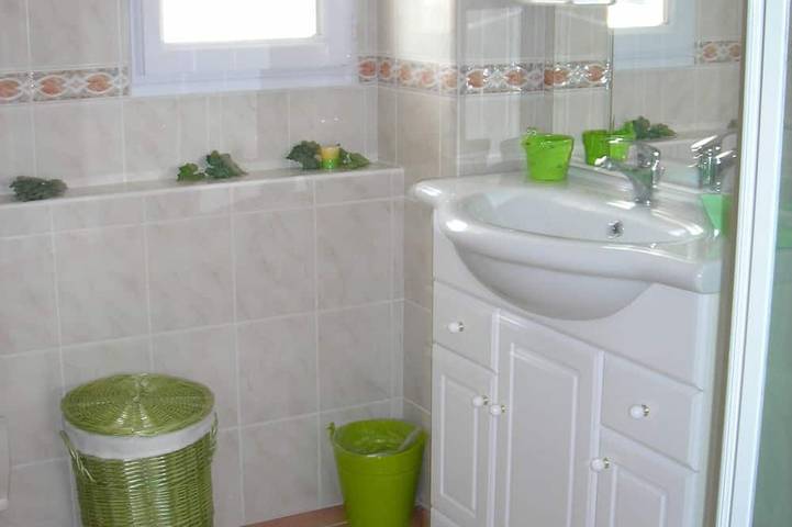 Gîte pour 4 personnes, avec terrasse et jacuzzi à Cazouls-lès-Béziers - 4