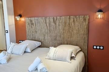Villa pour 6 Personnes dans Arles, Parc naturel régional de Camargue, Photo 1