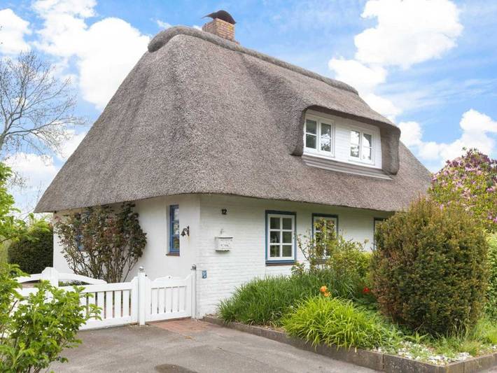 Ferienhaus für 5 Personen, mit Terrasse und Garten sowie Sauna in Tating