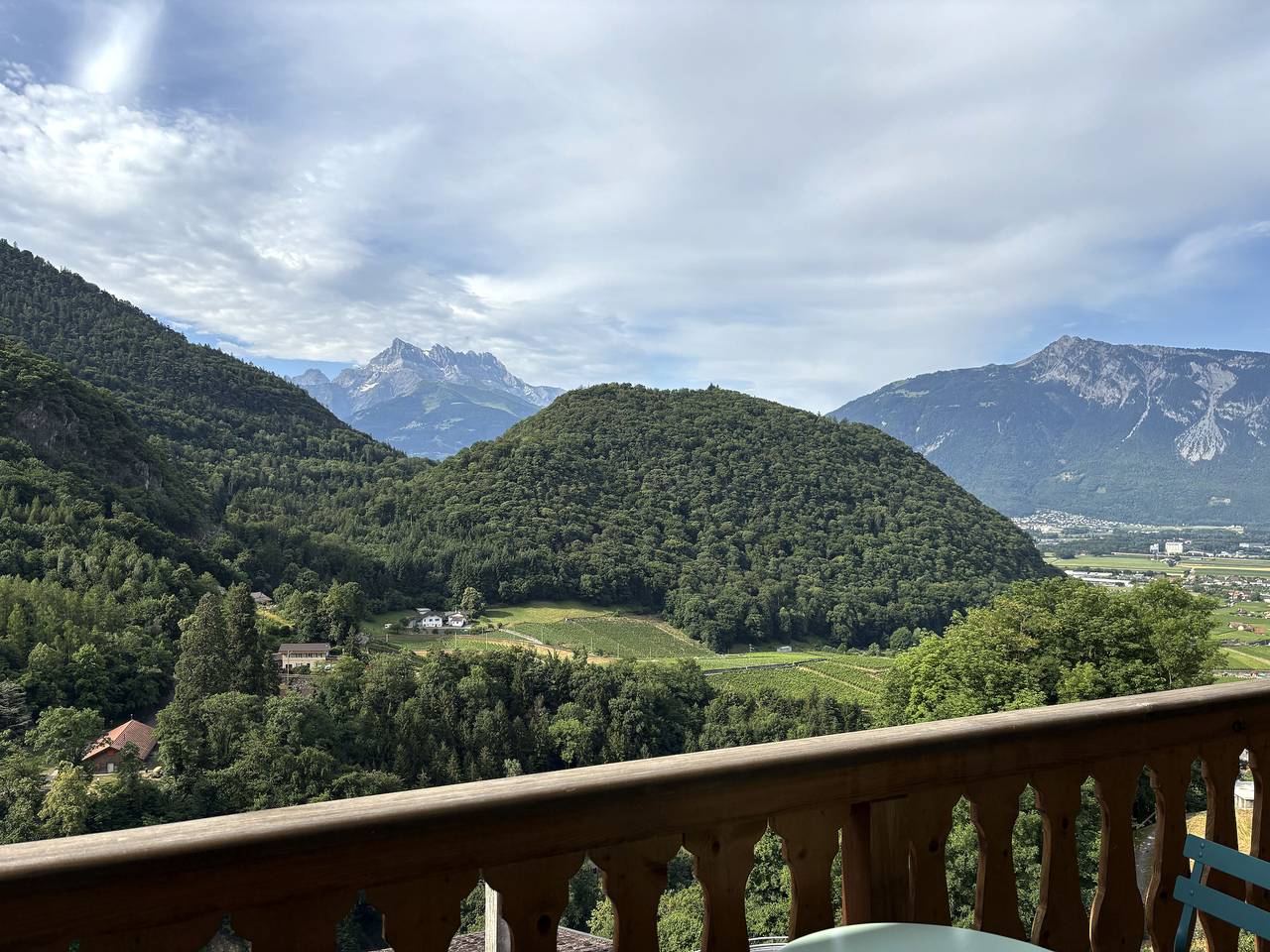 Le cabinet de curiosités de Natacha - Zimmer in Aigle, Alpes Vaudoises