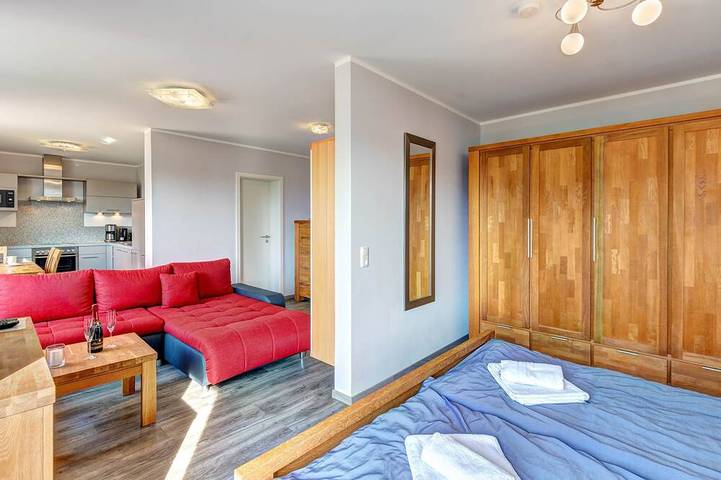 Ganze Wohnung, Peenemünde, Seglerhafen_Sb_Jolle 17 in Peenemünde, Usedomer Norden