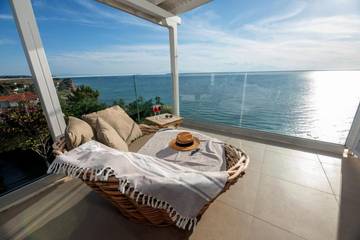 Ferienhaus für 4 Personen, mit Ausblick und Pool sowie Garten in Chalkidiki