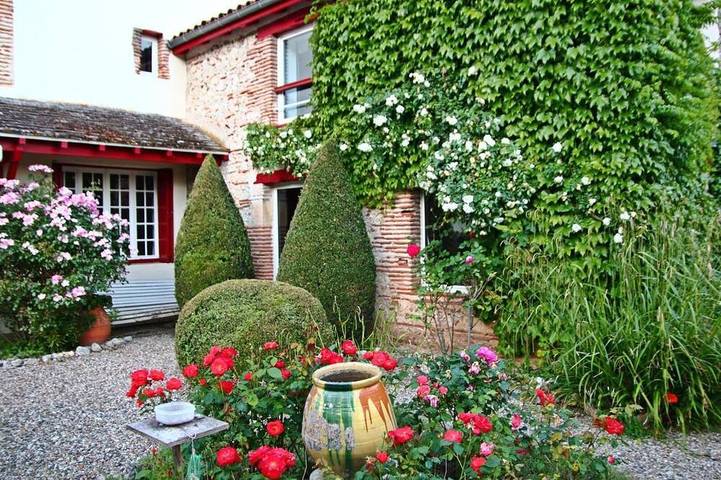 Location de vacances pour 6 personnes, avec Balcon et Jardin à Castelmoron-sur-Lot