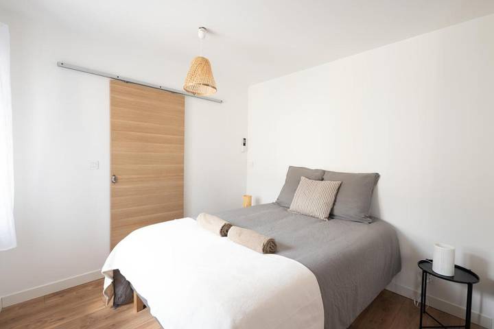 Location de vacances pour 6 personnes, avec piscine et jardin, animaux acceptés à Saint-Bauzille-de-Montmel - 3