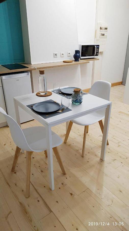 Appartement entier, One-Bedroom Apartment in L'Arbresle, Lyon et ses environs