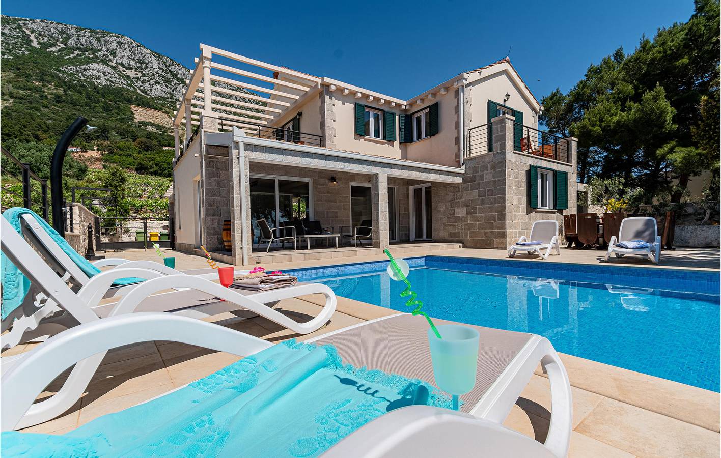Reizende 1-Zimmer-Wohnung mit Pool, Terrasse und nur wenige Schritte vom Strand entfernt in Potomje, Dubrovnik-Neretva