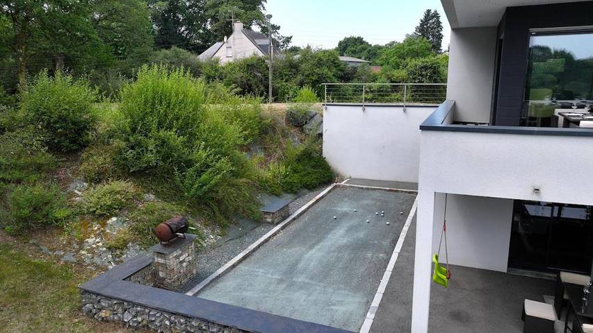 Location de vacances pour 8 personnes, avec jardin ainsi que piscine et vue à Plessé - 4