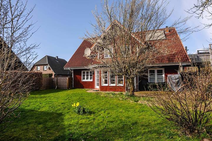 Ferienwohnung für 4 Personen, mit Garten und Balkon, mit Haustier