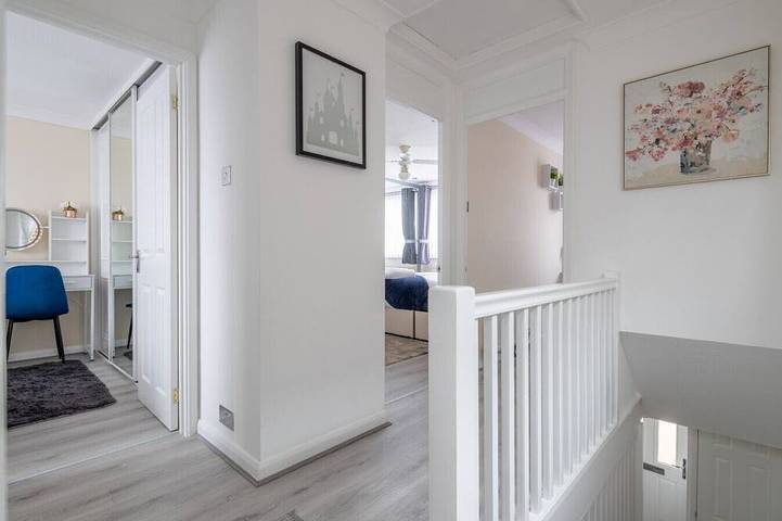 Fabulous 3-Bed Family Home with Parking! in Cambridge, Cambridgeshire