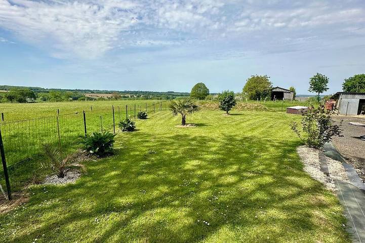 Location de vacances pour 10 personnes, avec jardin dans Saint-Senier-de-Beuvron