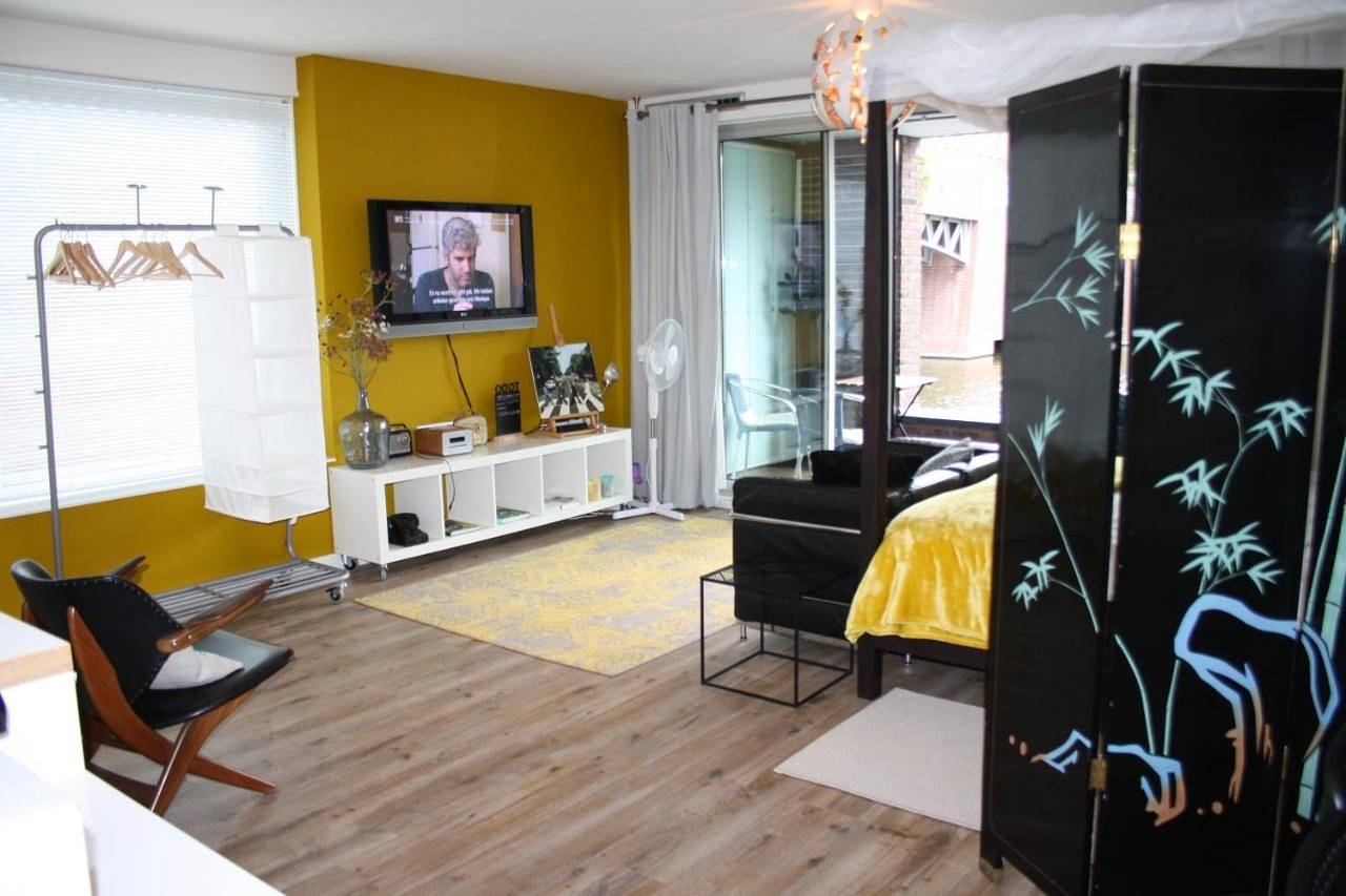 Geheel vakantieappartement, The Water Studio in Amsterdam Oost, Nederlandse kust