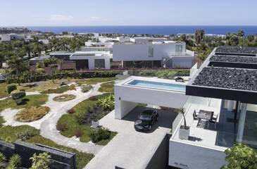 Villa für 8 Personen, mit Whirlpool und Terrasse sowie Garten in Adeje