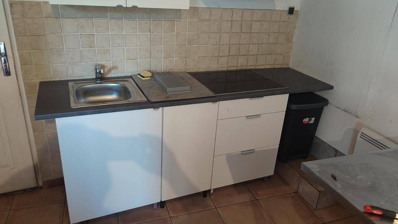 Appartement entier, One-Bedroom Apartment in Fontenay-sous-Bois, Val-de-Marne