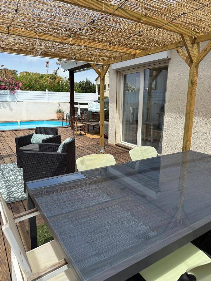Villa entière piscine proche Montpellier et plages in Cournonterral, Côte méditerranéenne (France)