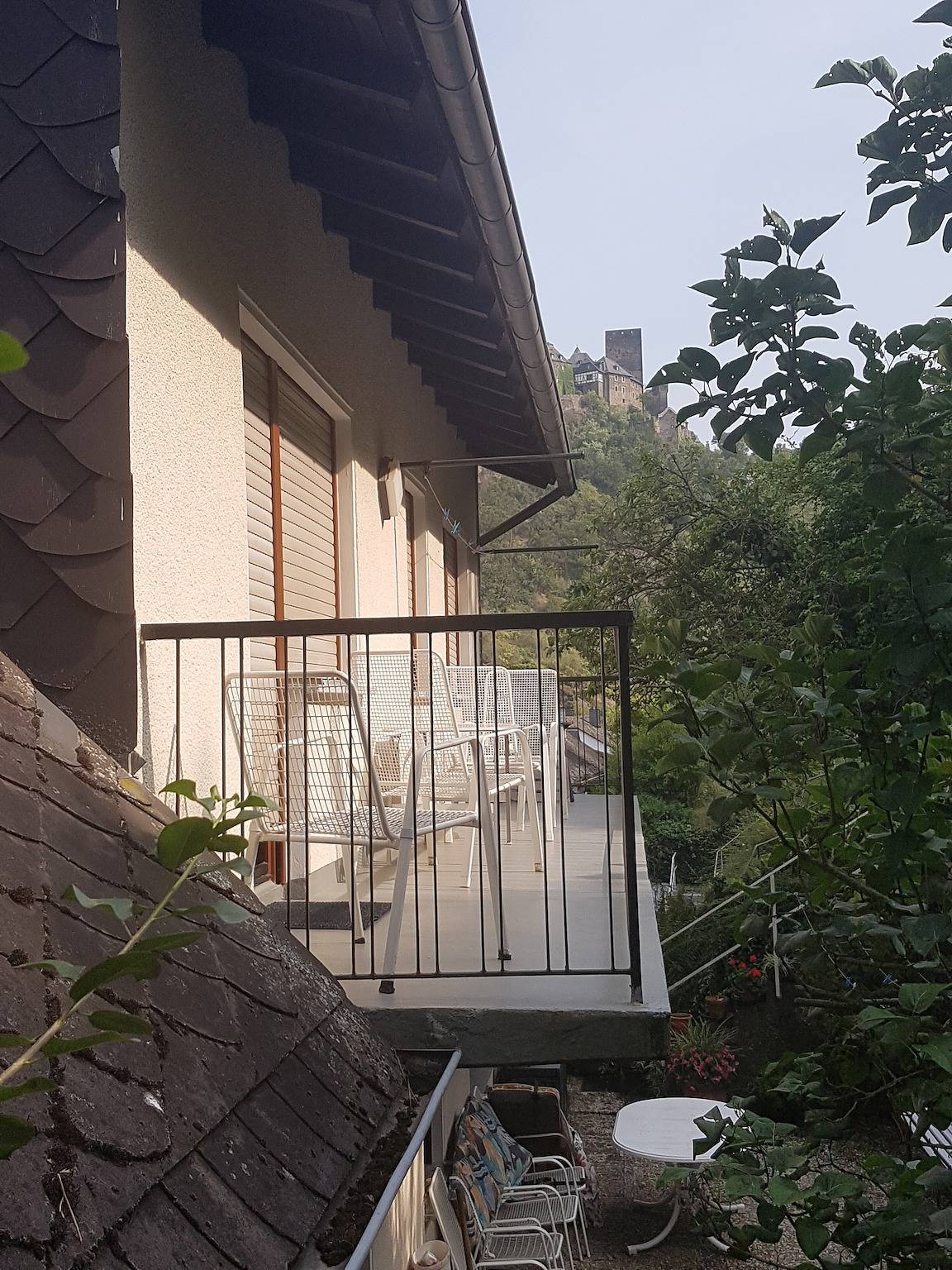 Ganze Wohnung, Gästehaus Karbach-Ferienwohnung Schönburg mit Rheinhöhenblick in Oberwesel, Mittelrhein
