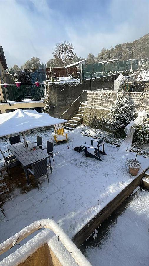 Appartement de vacances entier, Chambre au vert in Saint-Laurent-de-Cerdans, Région de Céret