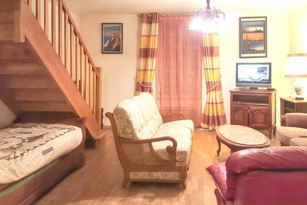 Entire apartment, Homerez - Apartment in Morlaix in Morlaix, Ceinture Dorée