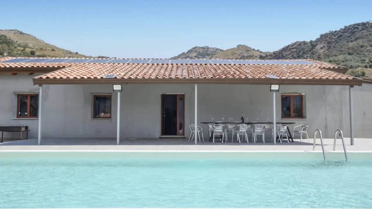 Villa Con Piscina per 13 Persone in Gaggi, Provincia di Messina