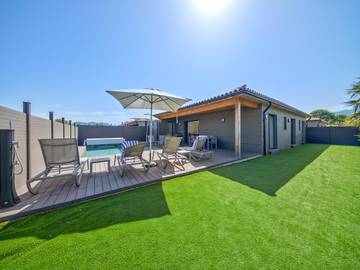 Maison De Vacances pour 8 Personnes dans Cala Rossa, Lecci, Photo 4