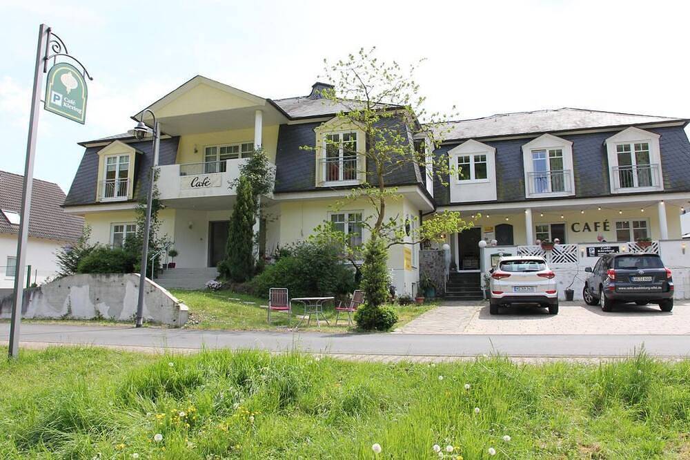 Ganze Wohnung, Appartement mit 1 Schlafzimmer - Cafe Klering in Briedern, Cochem-Zell