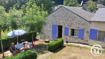 Gîte pour 4 personnes, avec jardin à Castelnau-de-Brassac