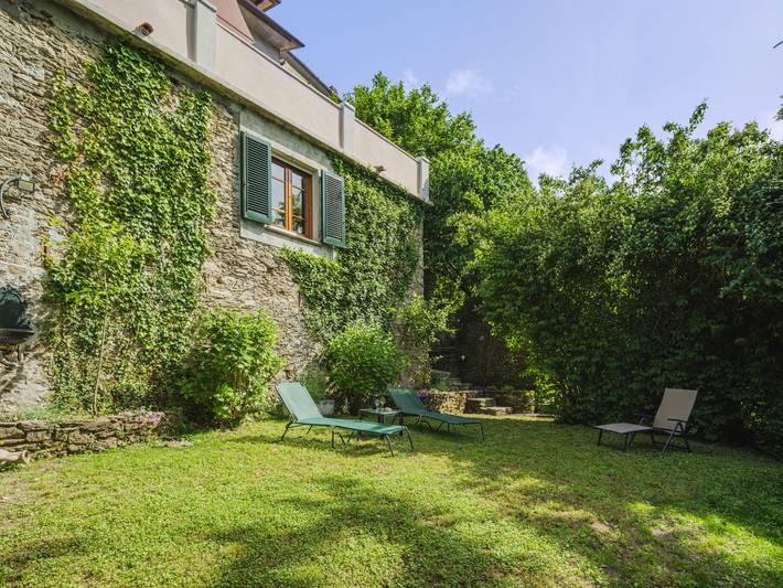 Ferienhaus für 4 Personen, mit Terrasse und Garten in Stazzema
