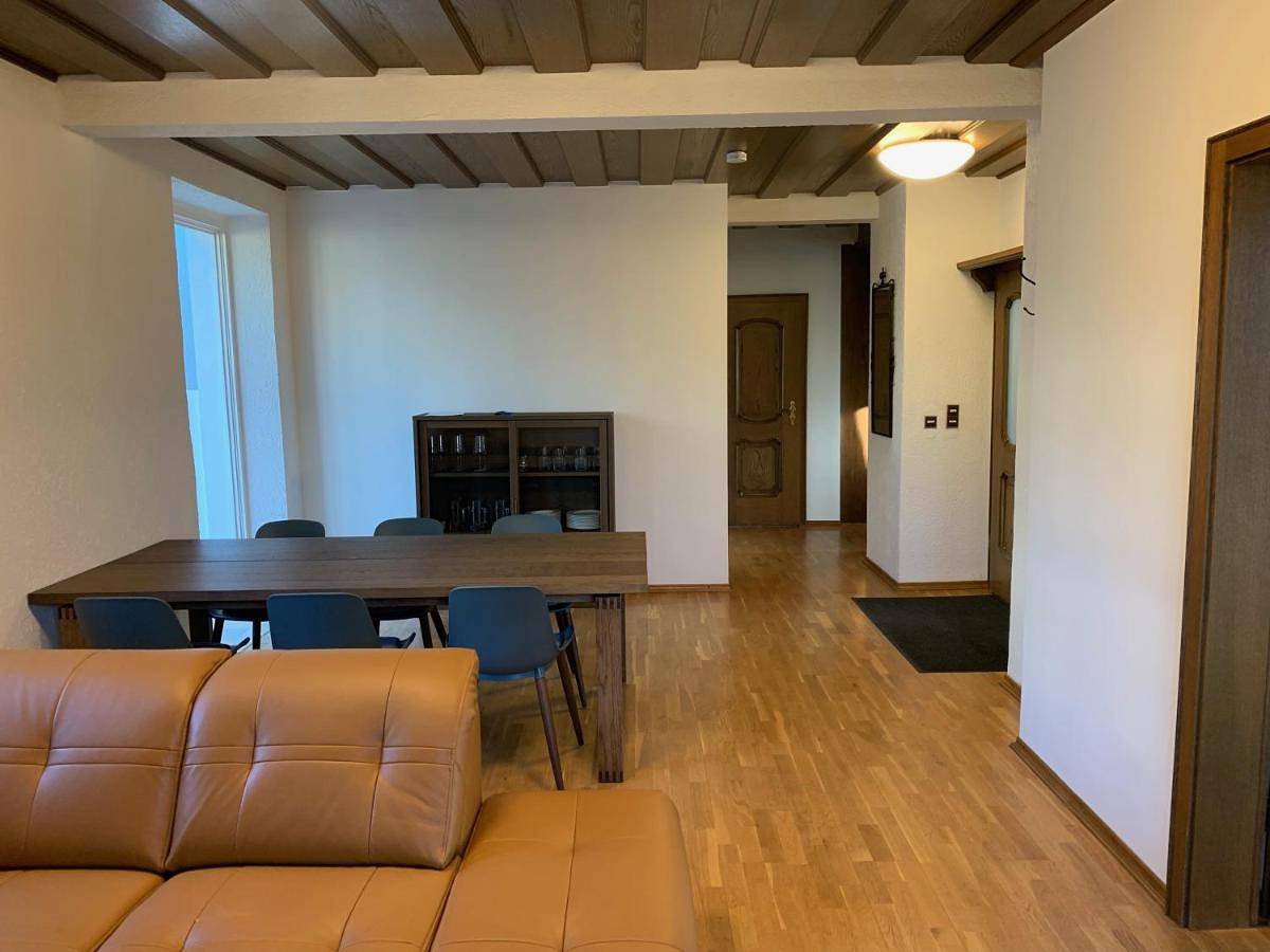 Ganze Wohnung, Villa mit Pool und Grillplatz in Regensburg in Regensburg, Ostbayern