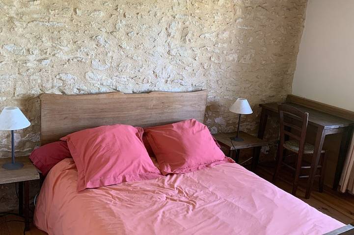 Location de vacances pour 7 personnes, avec jardin et terrasse à Saint-Chamassy - 3