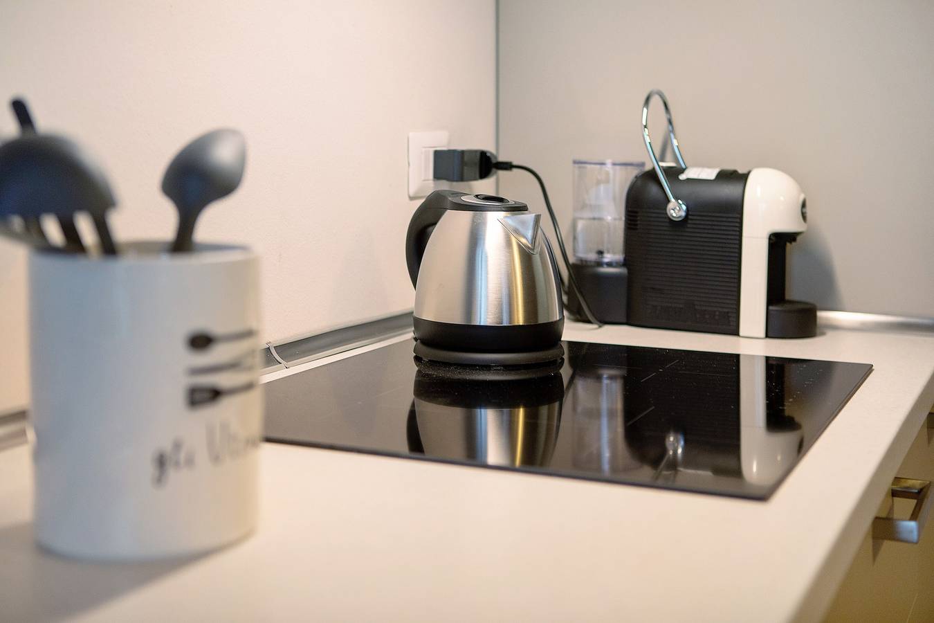 Appartamento intero, Appartamento "Casa Mel" con vista sulle montagne, balcone e Wi-Fi in Aosta, Alpi Pennine