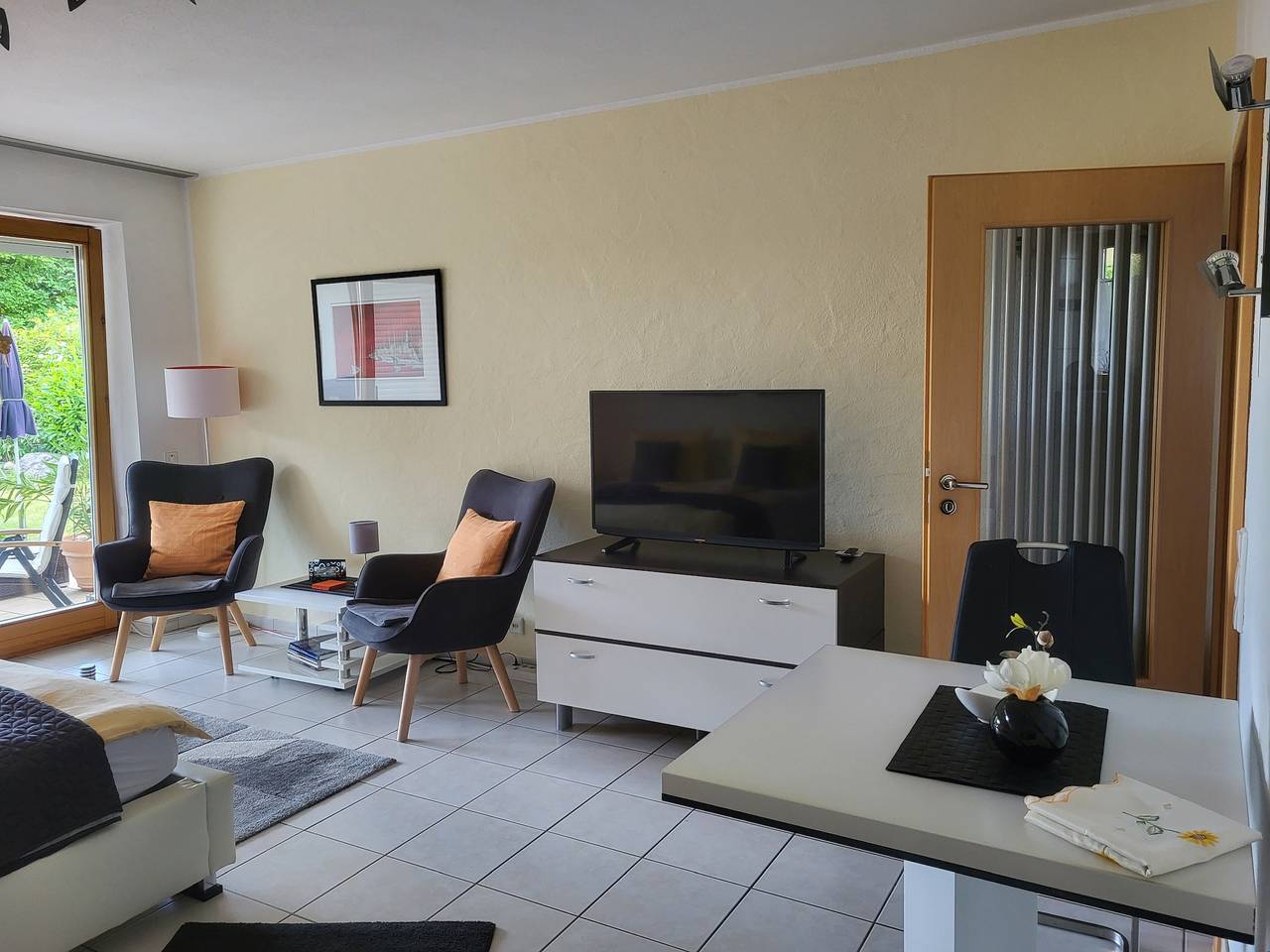 Ganze Wohnung, Apartment 'Obere Weinburg' mit Terrasse und Wlan in Radolfzell, Radolfzell am Bodensee