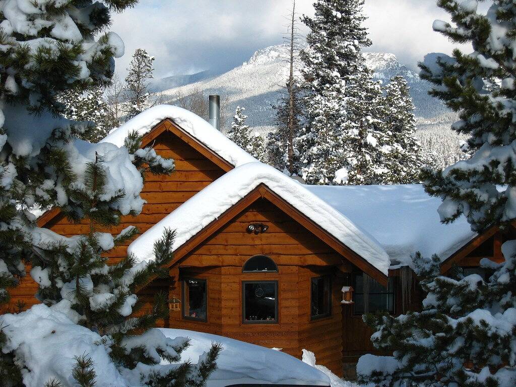 Blockhaus mit Blick auf die Berge und Whirlpool auf 2 Hektar in Arapaho and Roosevelt National Forests