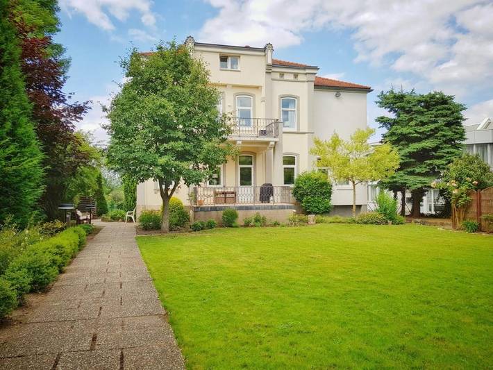 BnB für 6 Personen, mit Balkon und Terrasse sowie Garten und Ausblick in Kassel