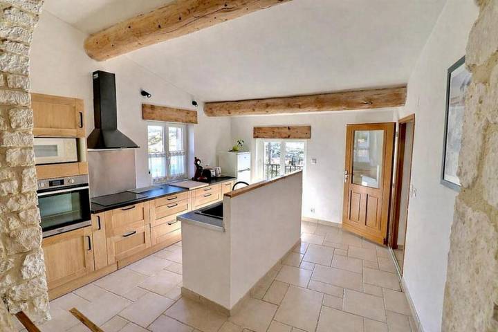 Chambre d’hôte pour 6 personnes, avec jardin et vue, animaux acceptés à Vagnas - 2