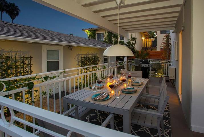 Chalet para 4 personas, con piscina y terraza en Santa Barbara