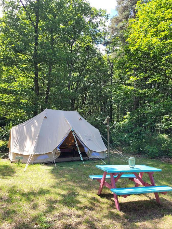 Camping Bois de St Hilaire in Chalandray, Vienne (France)