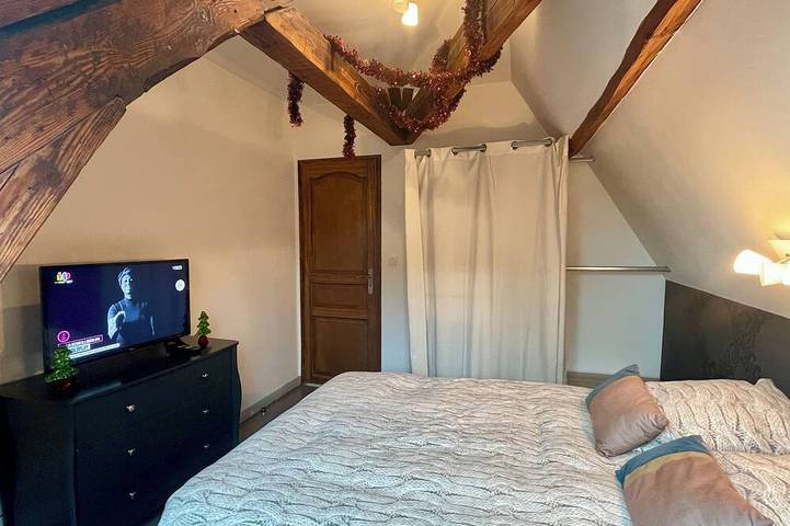 Appartement entier, Superbe T3 meublé et équipé décoré pour les fêtes de fin d'année in Montluçon, Région de Montluçon