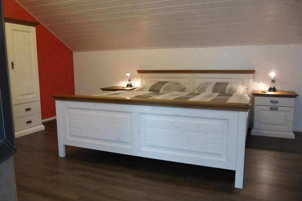 Gemütiches Landhaus \"Roter Milan\" mit fantastischer Ausschicht in Irmenach, Bernkastel-Kues & Umgebung