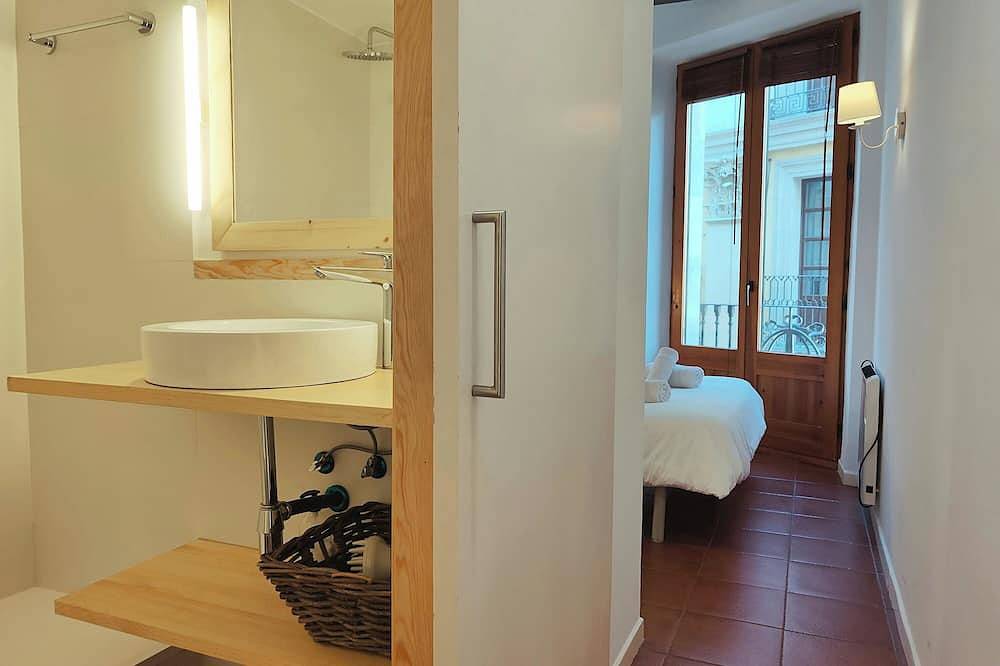 Apartamento entero, Bright 2Br Apt in Pl. Catalunya - Rambla D in Centro Barcelona, Barcelona